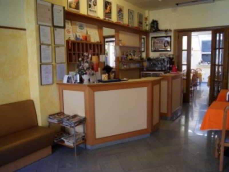 Hotel Dolly Viareggio Exterior photo